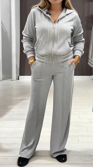 ✨ Women’s 2-Piece Tracksuit Set — Chic Comfort for Every Occasion! 💃
