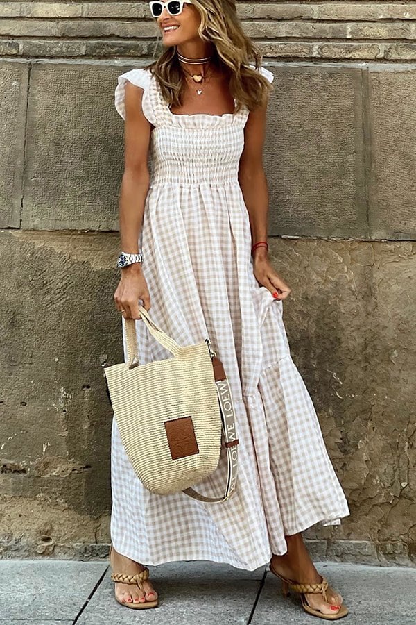 🥰 Simple halter dress with plaid