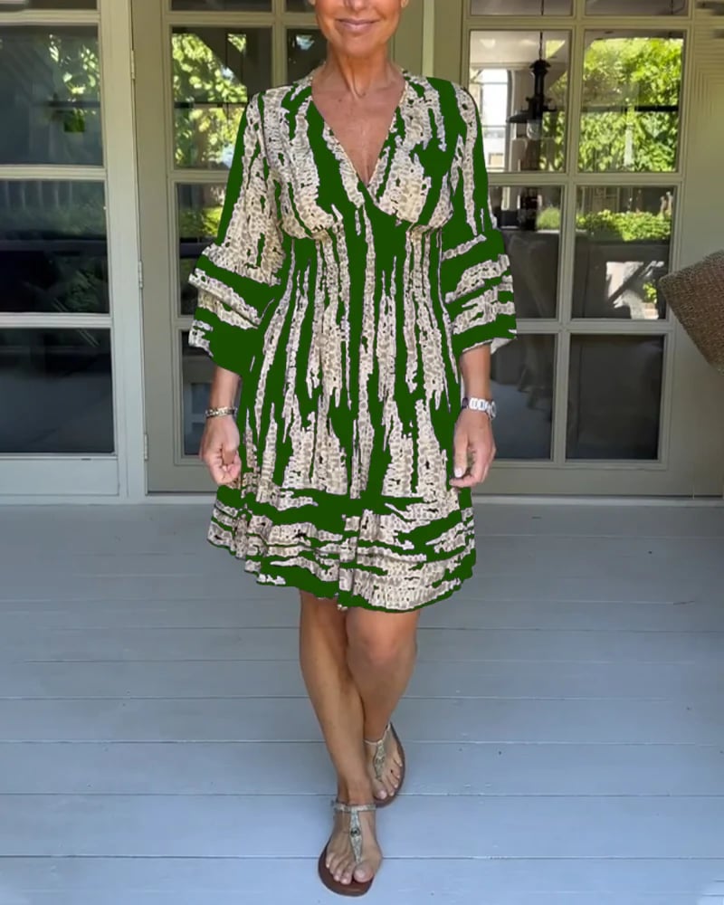🔥🩷👗2024 Summer New Arrivals🎉V-neck dress with three-quarter sleeves👗✨