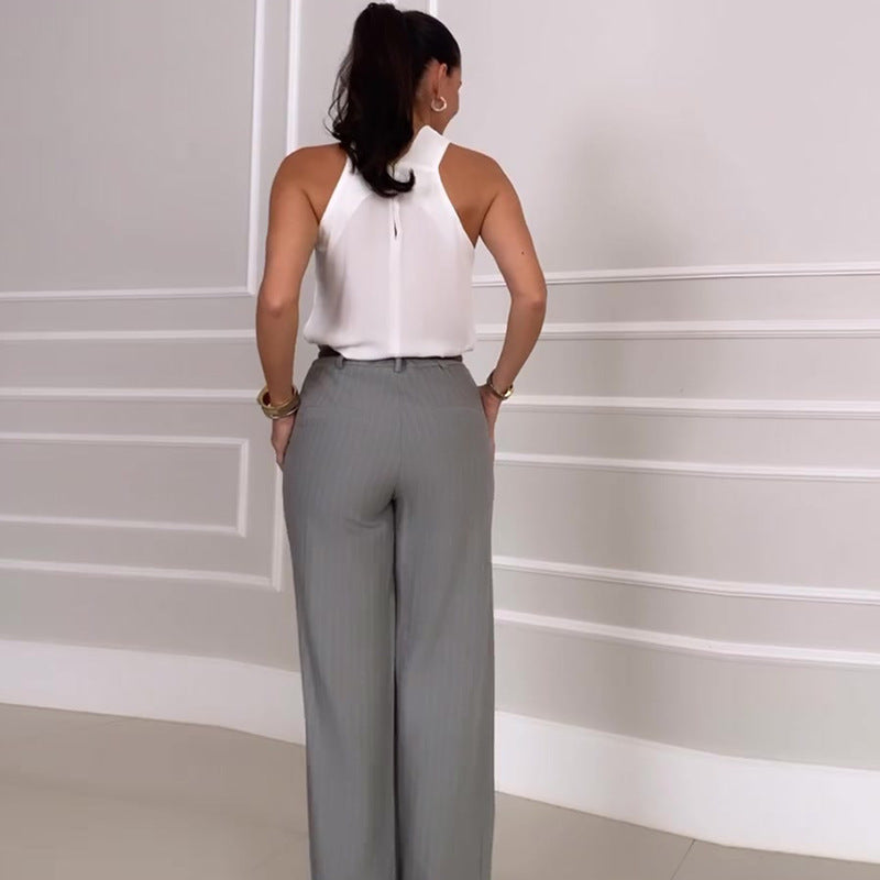 The perfect match between top and pants, creating a confident you!