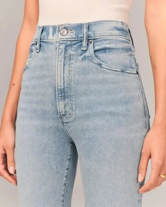 🍂What should I wear tomorrow??🍂Ultra High Rise Stretch Flare Jean👖