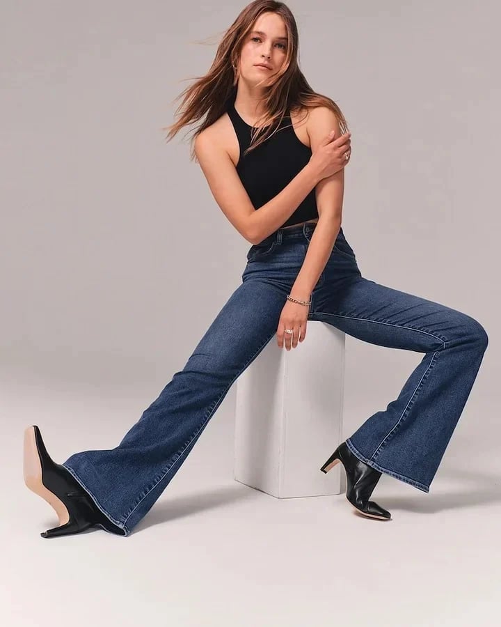 🍂What should I wear tomorrow??🍂Ultra High Rise Stretch Flare Jean👖