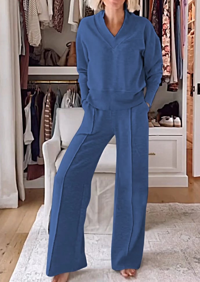 🎉What should I wear tomorrow?🎉Women's Solid Color V-neck Top & Pants Two-piece Set