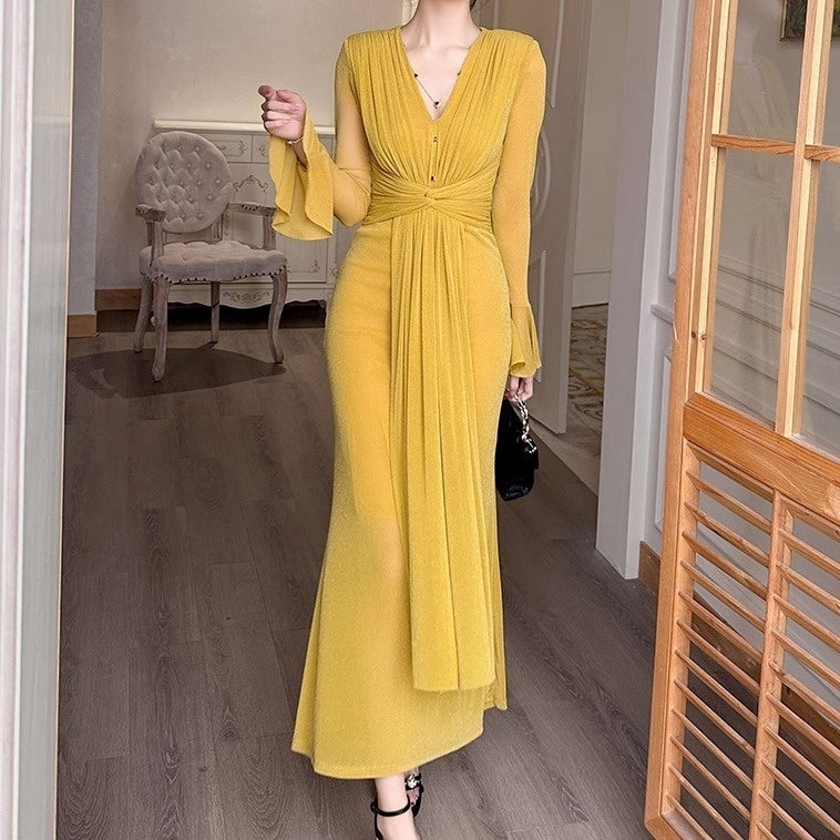 🔥 What should I wear tomorrow? 🔥Elegant V-Neck Pleated Bodycon Maxi Dress