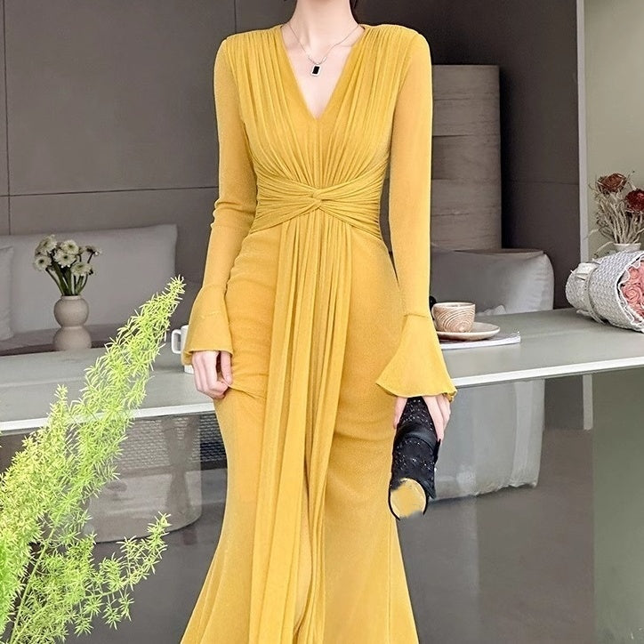 🔥 What should I wear tomorrow? 🔥Elegant V-Neck Pleated Bodycon Maxi Dress