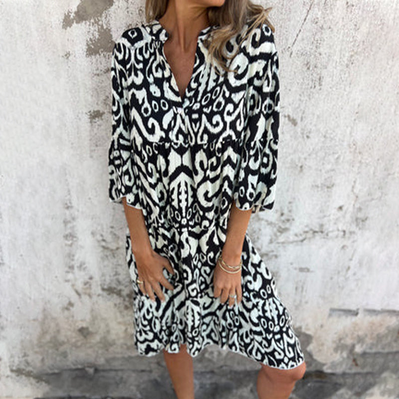 ๐What should I wear tomorrow?๐V-Neck Printed Three-Quarter Sleeve Dress