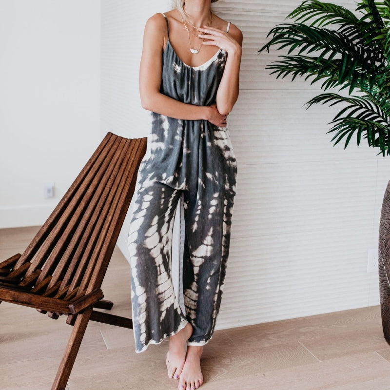 🔥Women's Fashion Spaghetti Strap Printed Jumpsuit