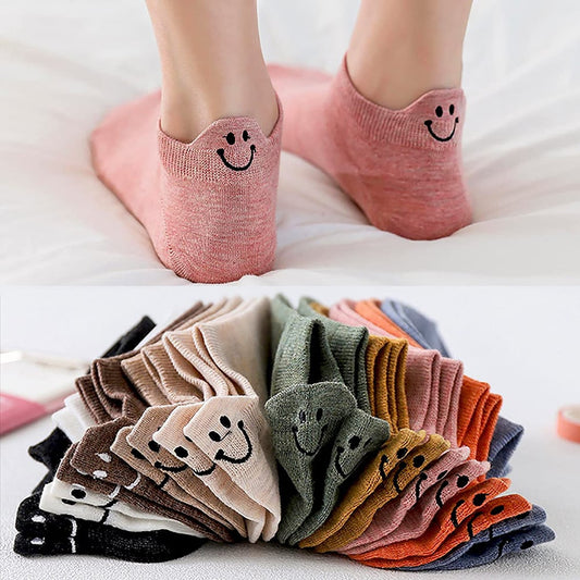 🔥 LAST DAY PROMOTION: ONLY ￡9.99!!⏰🔥10 Pairs Four Seasons Cartoon Embroidered Smiling Face Socks