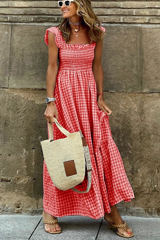 🥰  Simple halter dress with plaid
