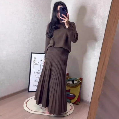 🎄Women's Round-Neck Top ＆ Pleated Skirt 2-Piece Set