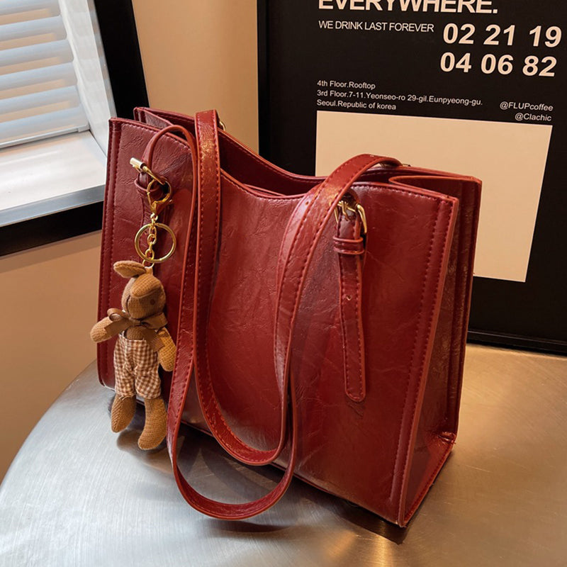 🎅 Pre Christmas special discount 🎄 Women's fashionable shoulder bag with doll pendant