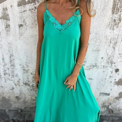 What should I wear tomorrow? 💕Women's Elegant Lace Trim V-Neck Spaghetti Strap Maxi Dress