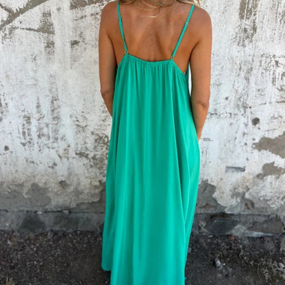What should I wear tomorrow? 💕Women's Elegant Lace Trim V-Neck Spaghetti Strap Maxi Dress