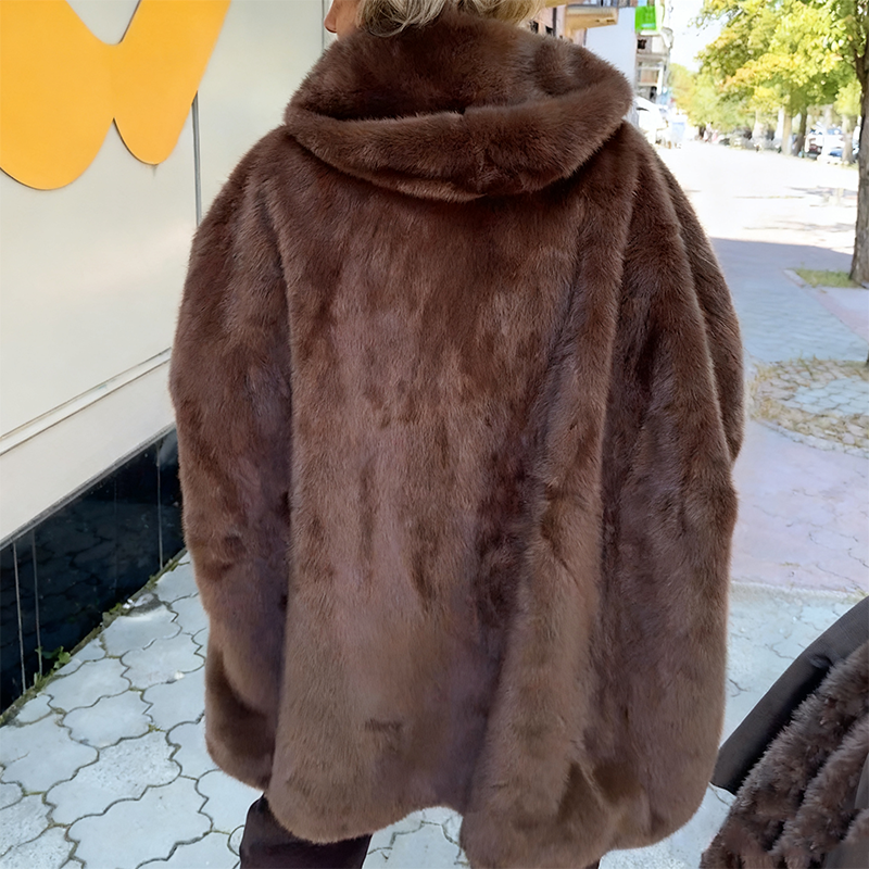 ❄️ Women’s Mink Fur Hooded Zip-Up Coat – Plush Warm, Effortless Style for Winter Daily & Casual Outings