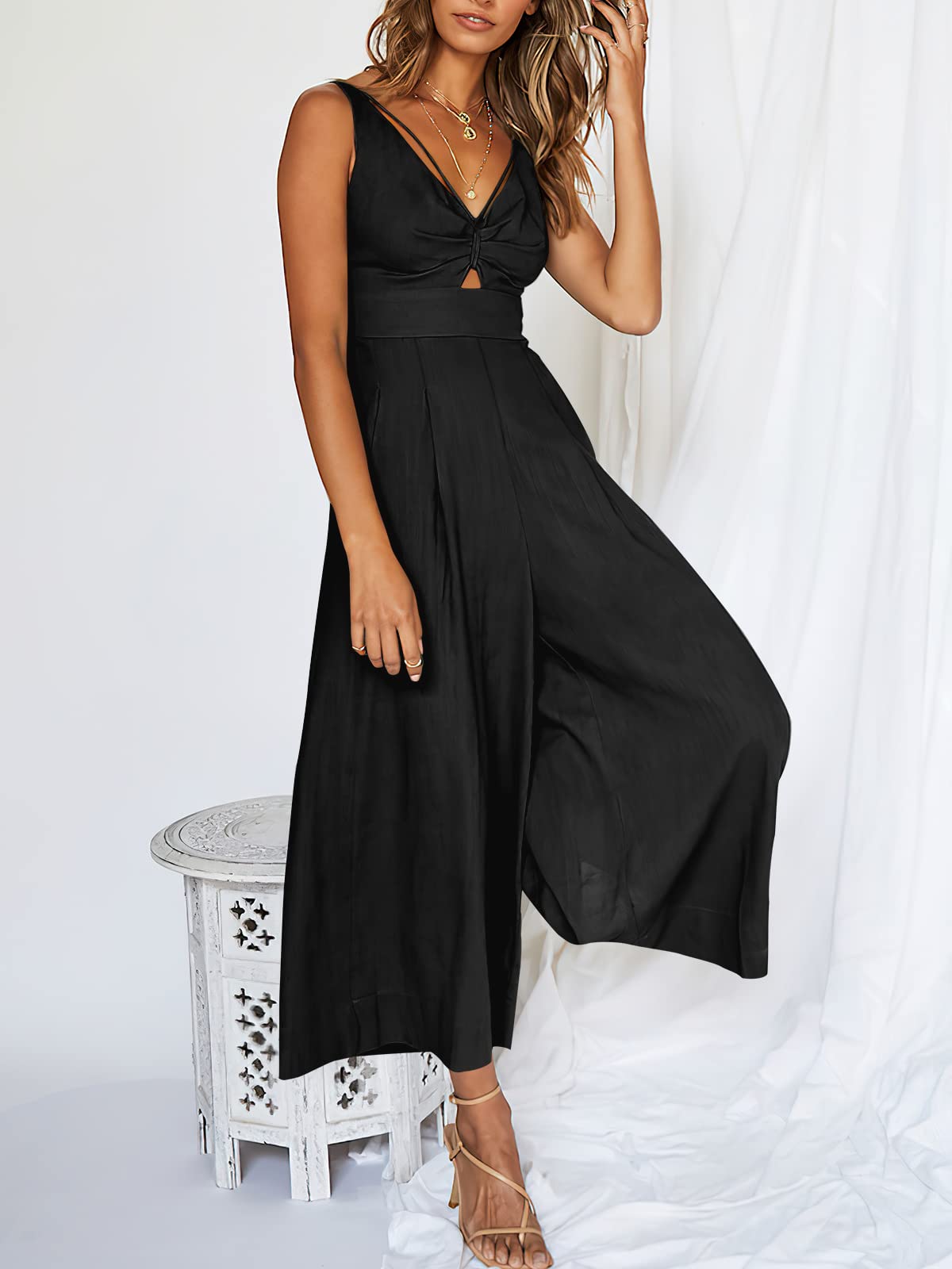 What should I wear tomorrow?💟V-neck high waisted jumpsuit!💟
