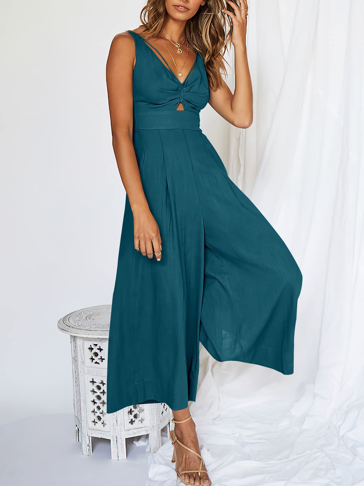 What should I wear tomorrow?💟V-neck high waisted jumpsuit!💟