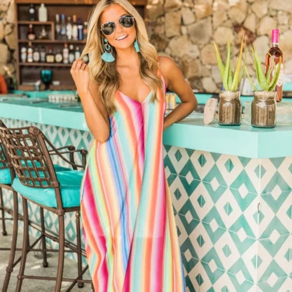 🌈👗Rainbow stripe maxi dress, like a splendid rainbow, add colors to your life! 👗